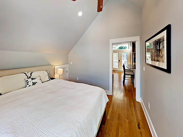 2206 Iva Ln #B — Photo 11