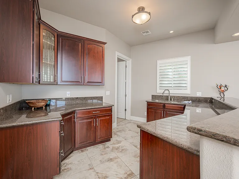 1362 Pioneer Trl — Photo 18