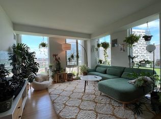 2 Earhart St UNIT 805, Cambridge, MA 02141