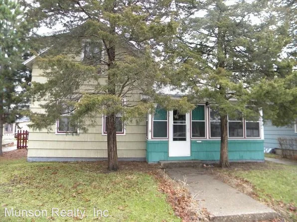 1806 Wood St, La Crosse, WI 54603