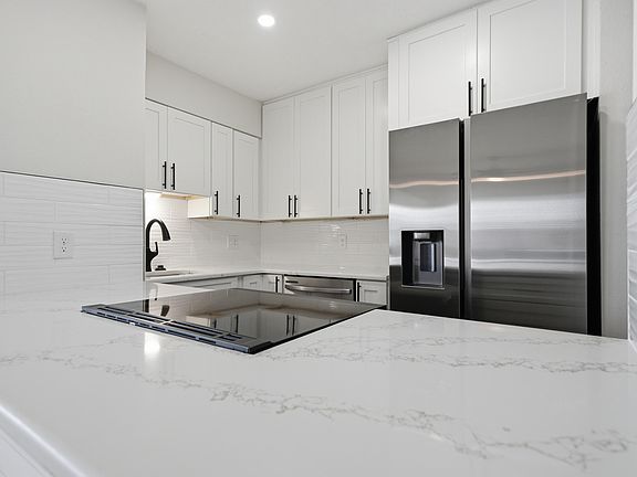 4th image of 4000 Gulf Terrace Dr Unit 245