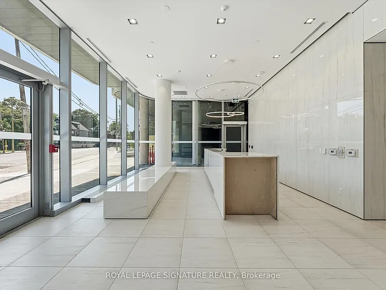 322 Dupont St #1004 — Photo 5