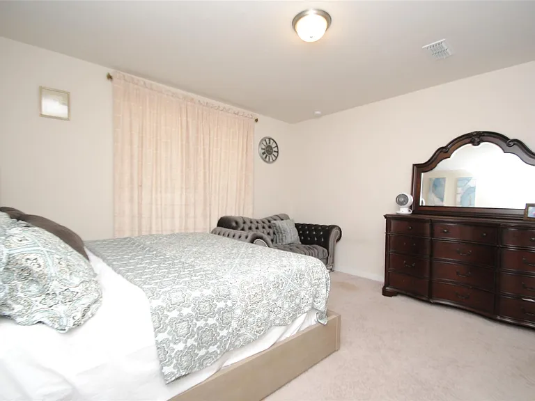 7143 Clearwater Cove Dr — Photo 6