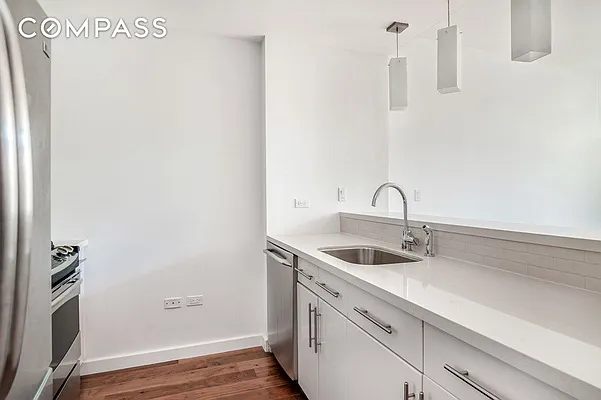 Rented by Compass | media 13