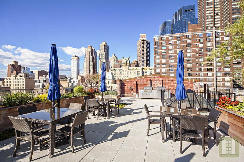 1st image of 340 W 55th St APT 9D
