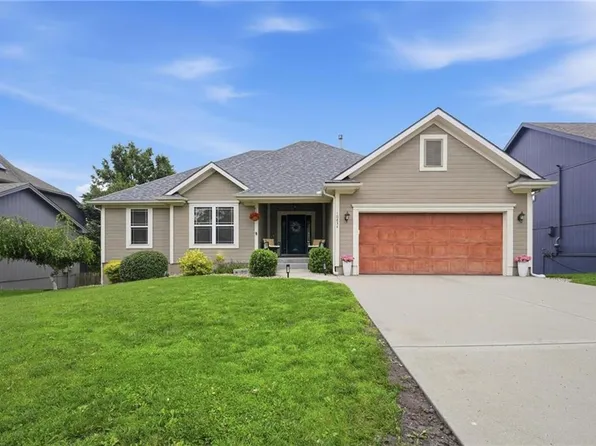 10834 N Manchester Ave, Kansas City, MO 64157