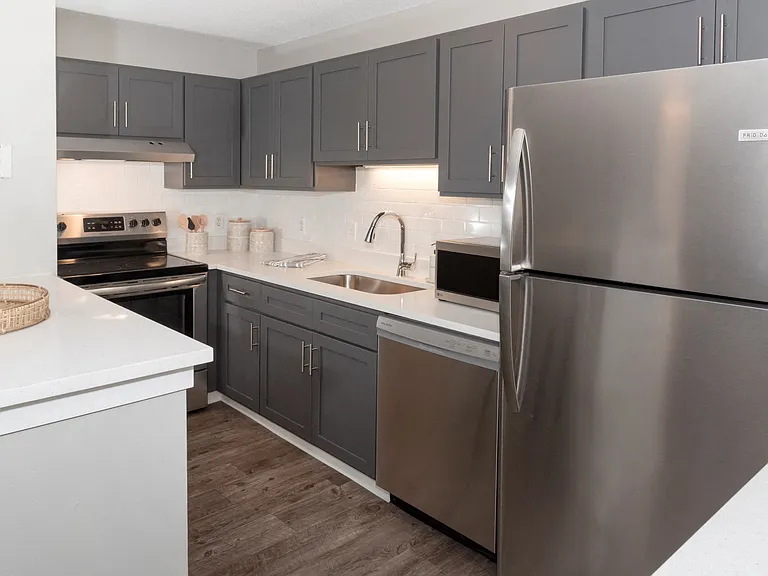 Audenn Apartments — Photo 35