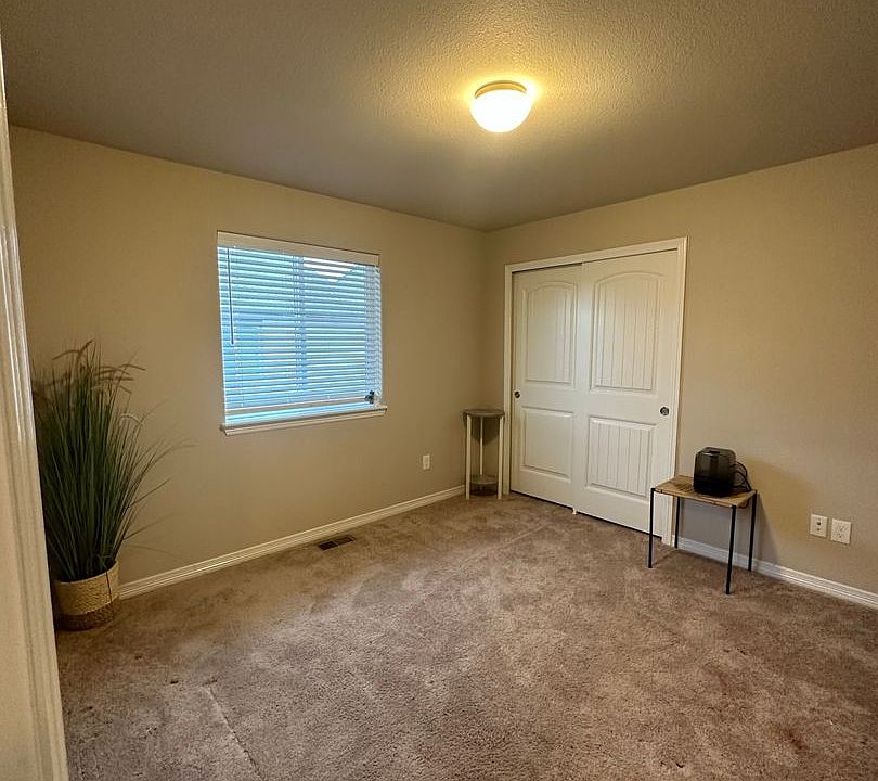 1st image of 4946 Olympus Dr #2