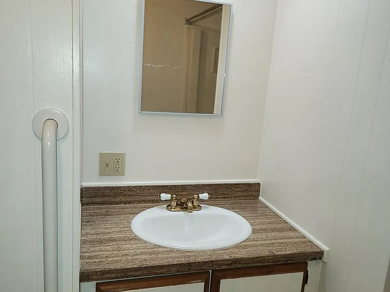 1125 2nd Ave — Photo 16
