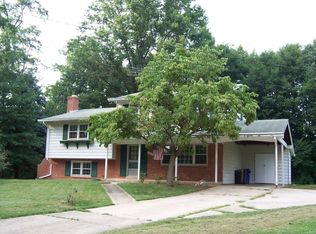 5215 Drake Ter, Rockville, MD 20853