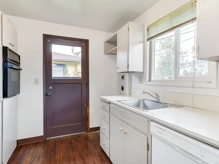 6970 SW King Blvd — Photo 9