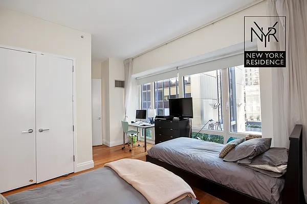 Rented by New York Residence | media 31