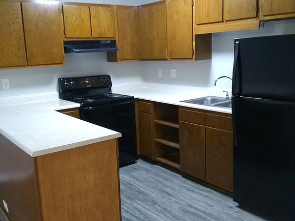 4th image of 622 E Knox St #B