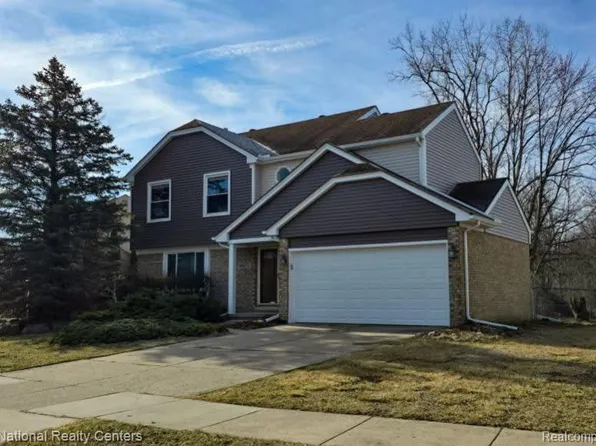 44273 Dartmouth St, Canton, MI 48188