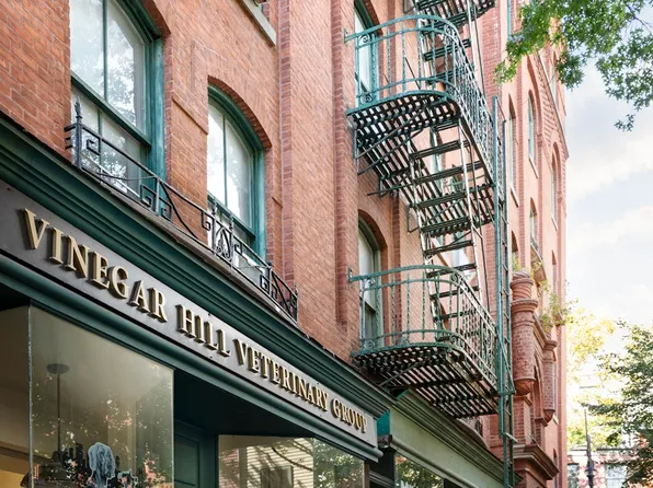 15 Bridge Park Dr image 22 of 30