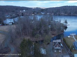 934 Heart Lake Rd, Montrose, PA 18801