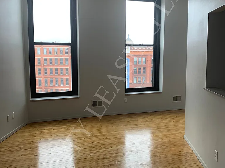 214-216 Andrews St — Photo 2