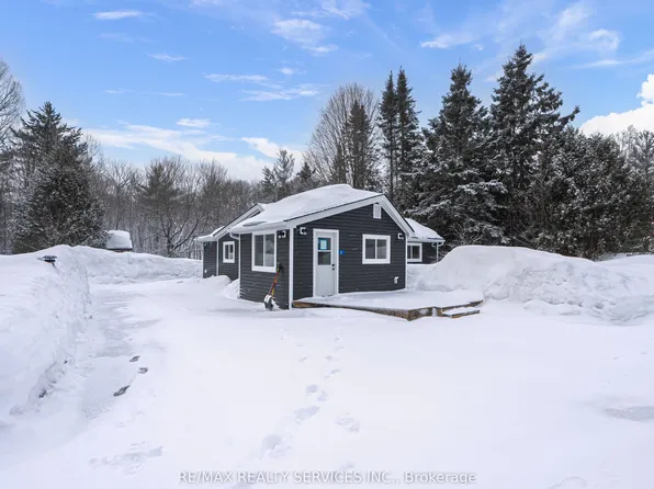 7826 Lake Joseph Rd, Georgian Bay, ON P0C 1H0