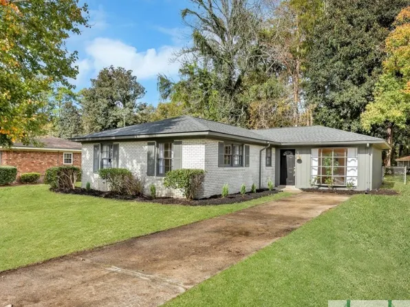 1422 Blakeley Road, Savannah, GA 31406