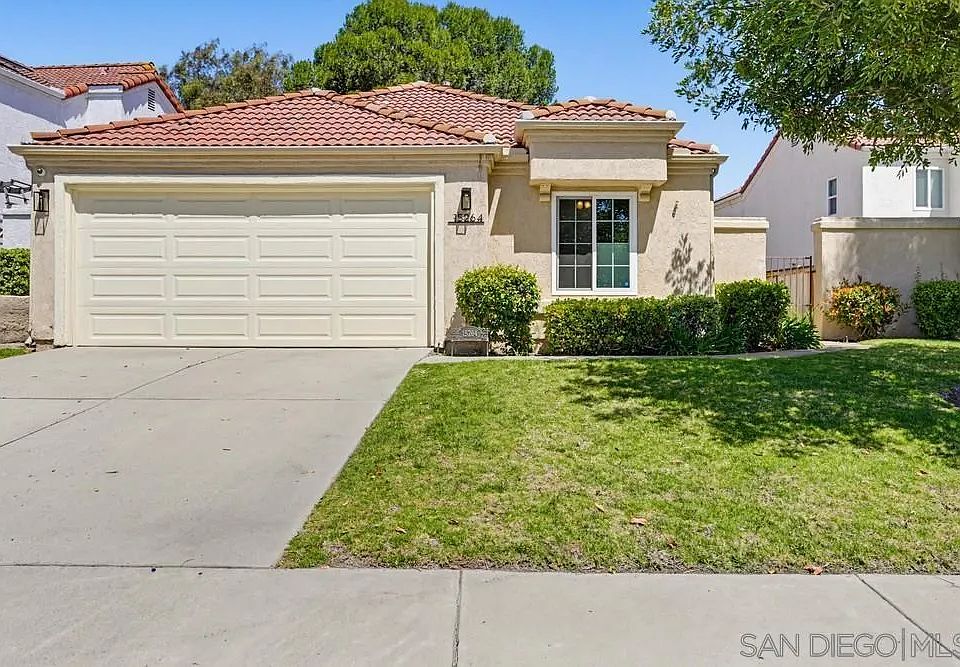 1st image of 15264 Avenida Rorras