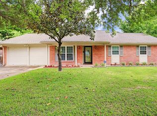 6022 Dryad Dr, Houston, TX 77035