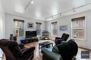 Rented by Bond New York