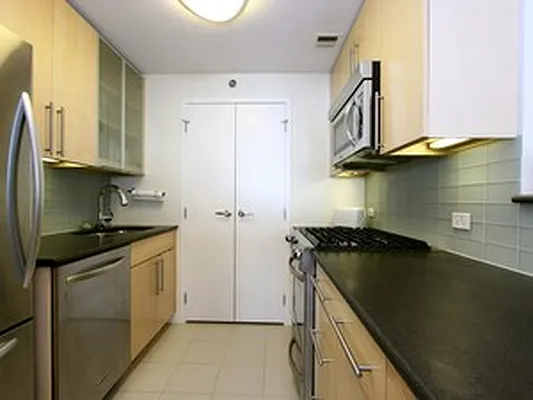 Sold by Citi Habitats | media 34