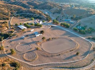 18410 Esguerra Rd, Santa Clarita, CA 91390