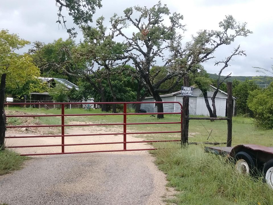 2nd image of 10919 State Highway 16 S