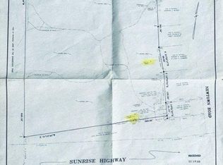 13 Indian Rd, Hampton Bays, NY 11946