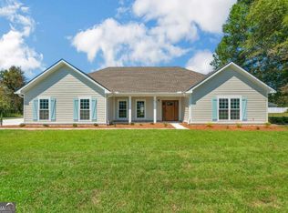 630 Saddle Cir, Waycross, GA 31503