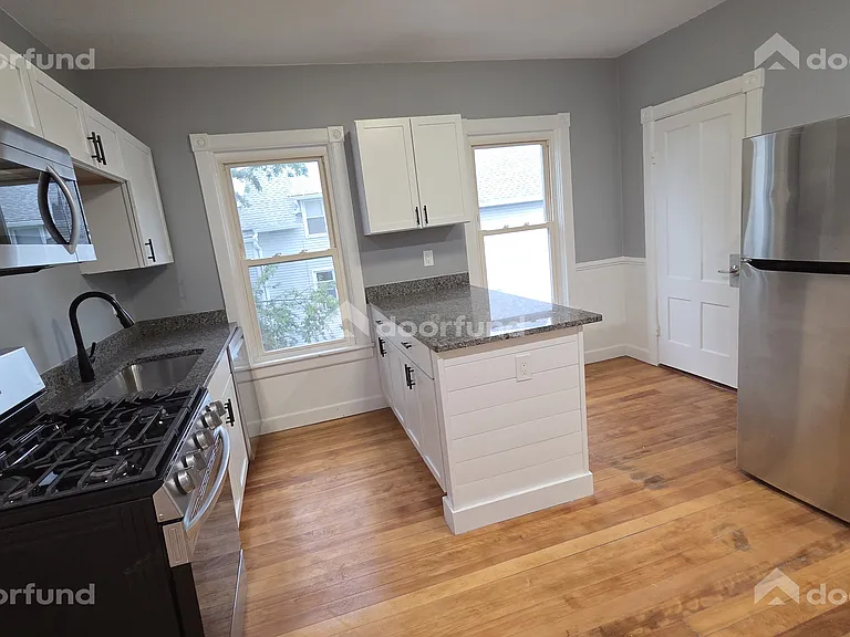 41 Eastern Ave #2 — Photo 9