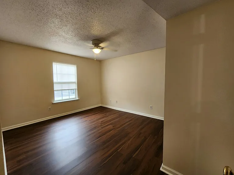 525 3rd Loop Rd #A — Photo 11
