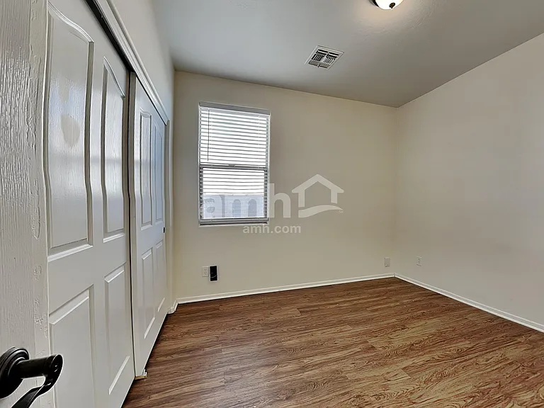 17578 W Ironwood St — Photo 20