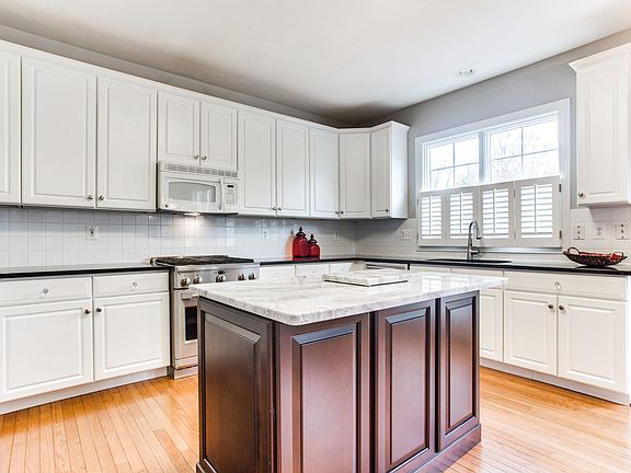 5th image of 5563 Lone Eagle Ct