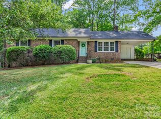 701 Hickory Hill Ct, Gastonia, NC 28054