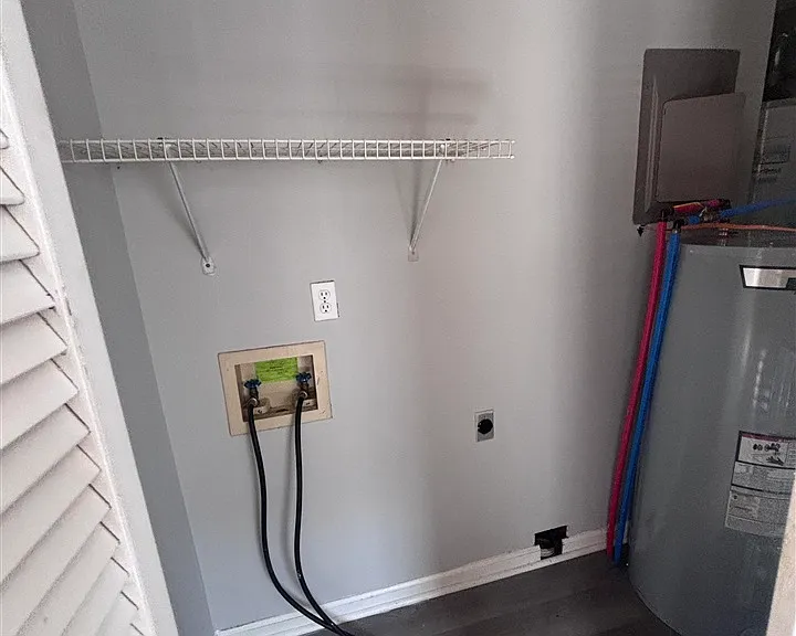 1744 Cave Mill Rd #A — Photo 5