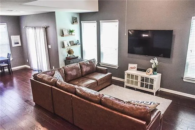 3908 Kennedy Grace Ln — Photo 5