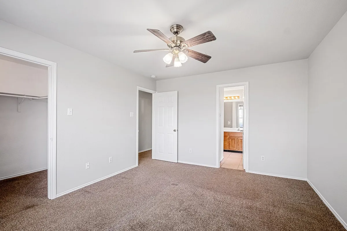 Building Photo - 3709 Crownover St