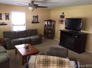 2323 S State St, Springfield, IL 62704