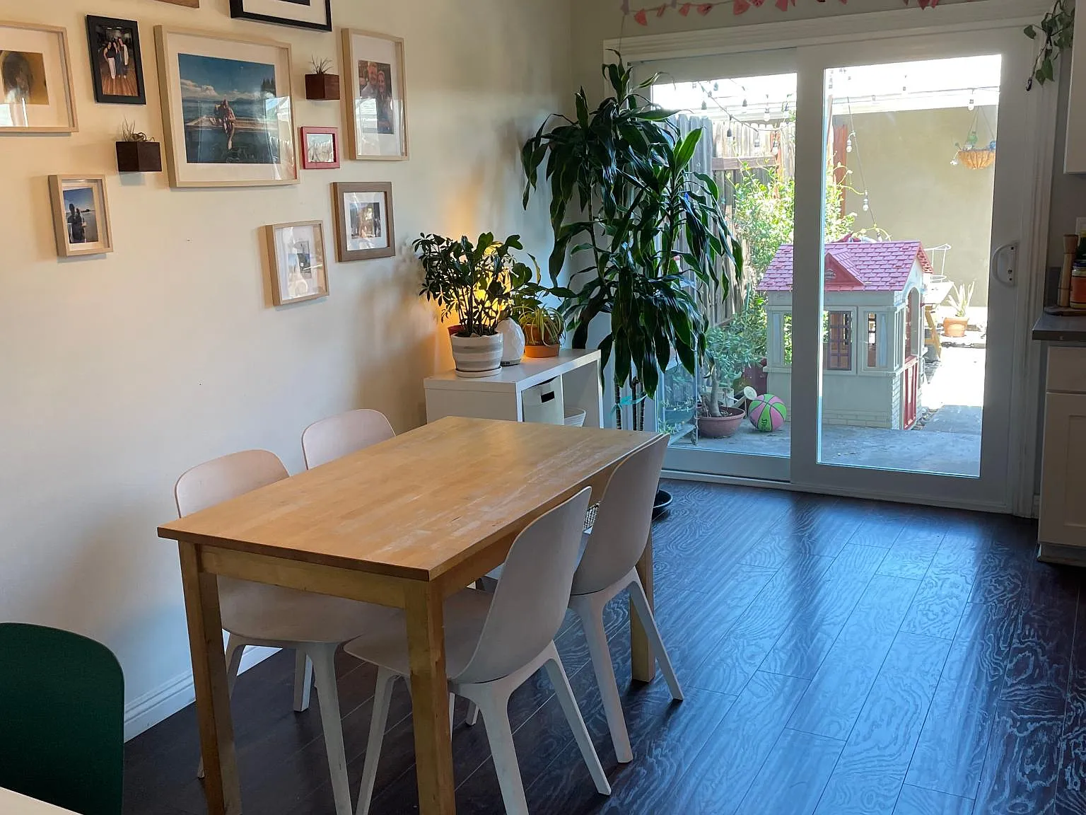3 bed, 2.5 bath, 1240 sqft, $4,100 — Photo 4