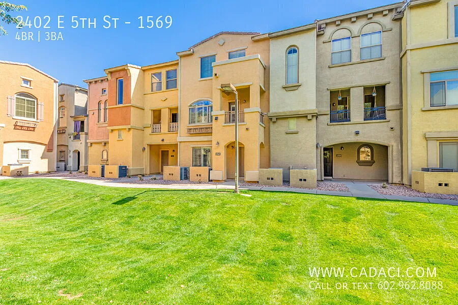Available Now - Near ASU 4 bedroom 3 bath 2 car garage gated community — Photo 3
