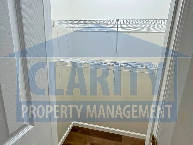 7812 Avalon Acres Ct — Photo 12