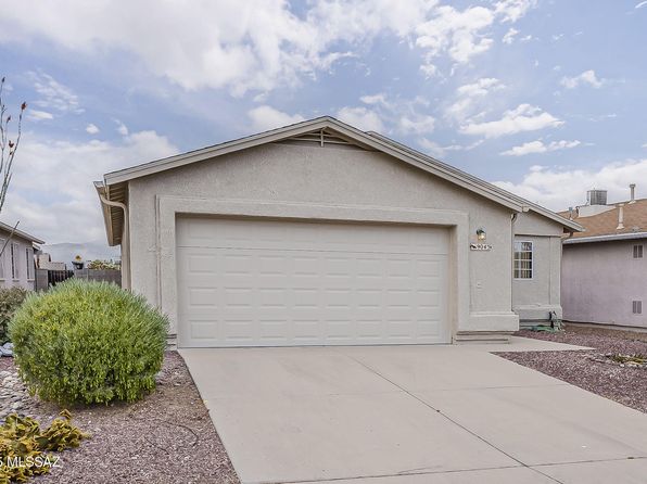 9043 E Weyburn Dr, Tucson, AZ 85730