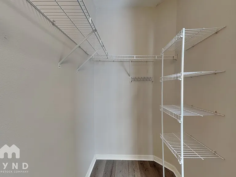 8162 Canterbury Lake Blvd — Photo 10