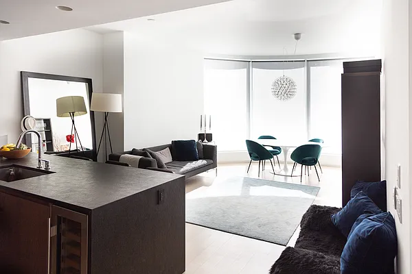 Rented by Vista Global Property Solutions | media 25