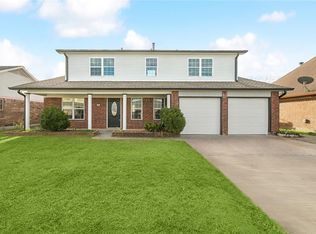 10800 Guildford Rd, New Orleans, LA 70127