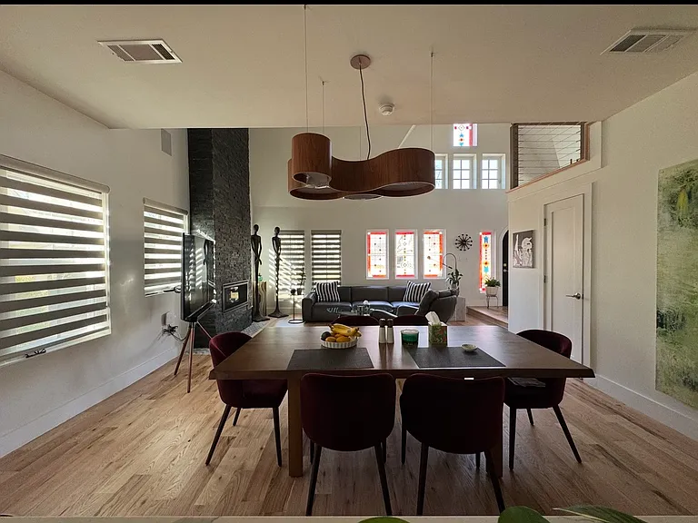 5726 Mercedes Ave — Photo 7