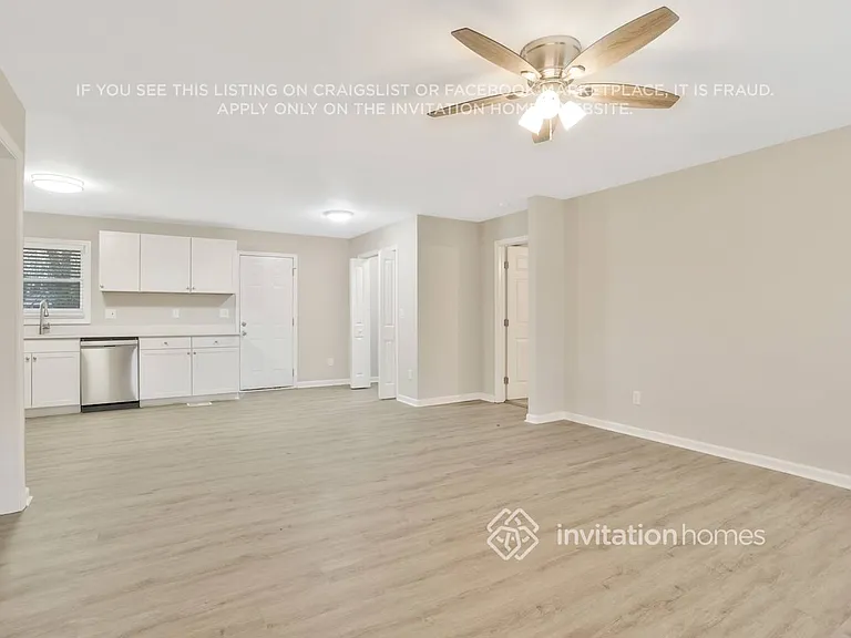 1100 Grace St SW — Photo 7