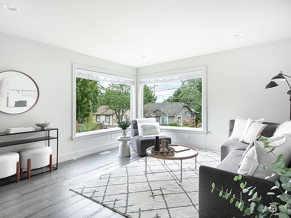 3rd image of 12235 N Park Avenue N